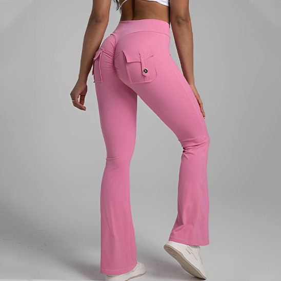 femme dos a nous montre la couleur de ces leggings rose